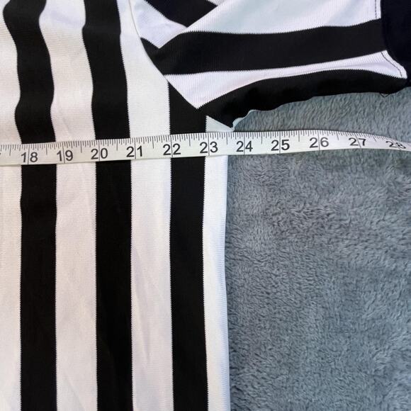 DICK'S Sporting Goods Referee Shirt Mens XL Black White Striped V-Neck Athletic - Picture 5 of 7